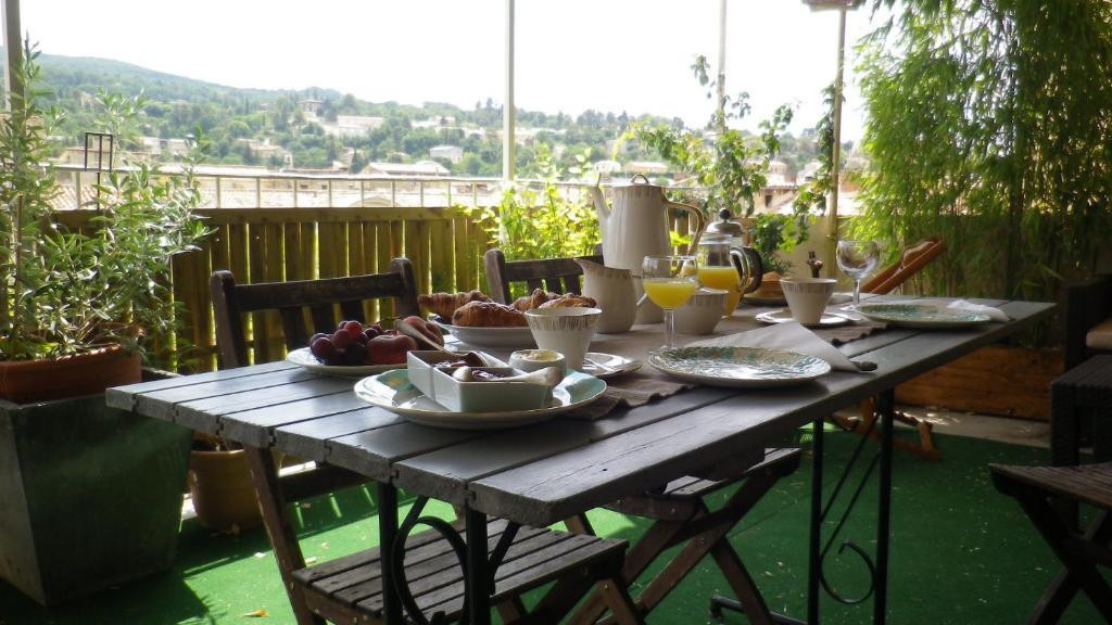 L'Auberge Espagnole - Bed & Breakfast Apt Exterior photo